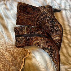 Predictions Paisley Heeled Boots - Black and Brown